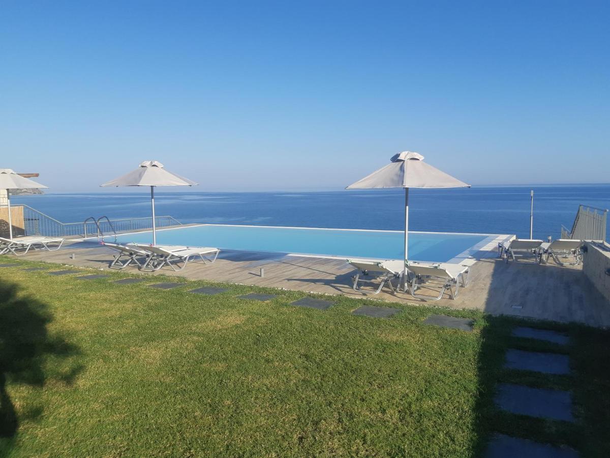 Portela Apartments Kastri Keratókambos Dış mekan fotoğraf