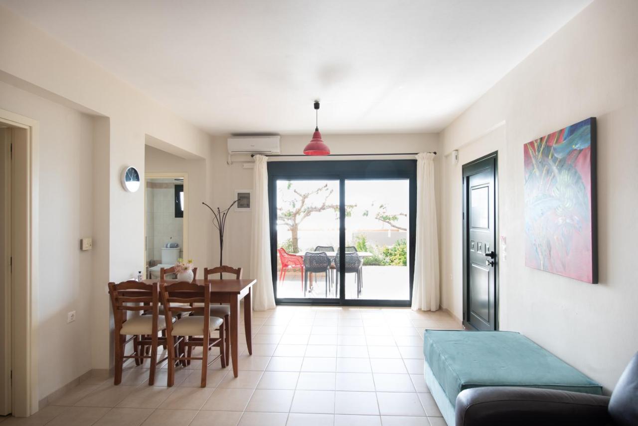 Portela Apartments Kastri Keratókambos Dış mekan fotoğraf