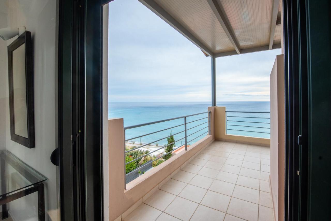 Portela Apartments Kastri Keratókambos Dış mekan fotoğraf