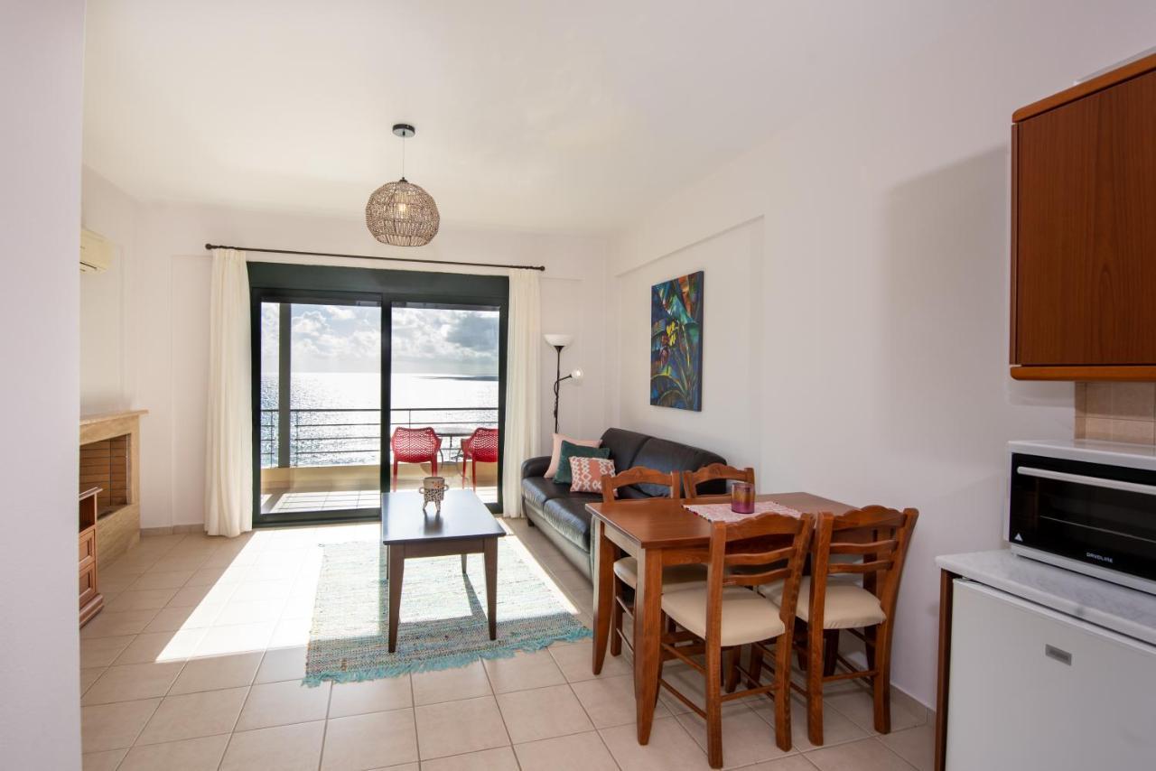 Portela Apartments Kastri Keratókambos Dış mekan fotoğraf